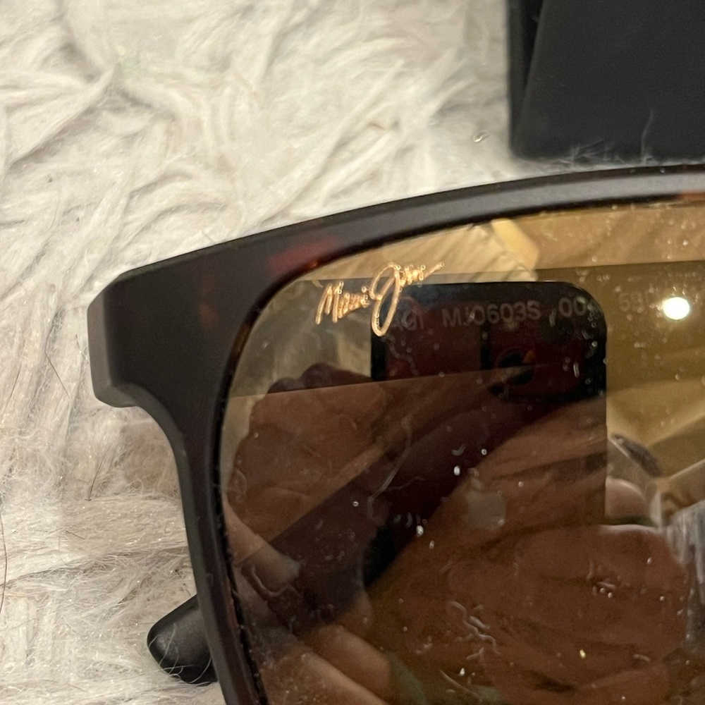 Maui Jim Pailolo MJ0603S. Polarized brown lens. Brown/tortoiseshell Sunglasses - Picture 4 of 6